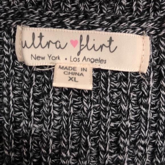 Size XL - Picture 2 of 2